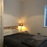 Апартаменты Killester Self Catering *